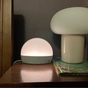 Hatch restore light and sound machine